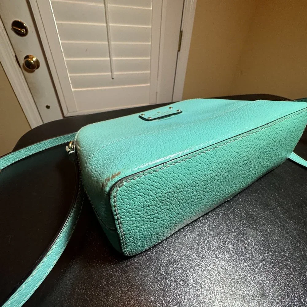 Kate Spade Wellesley Hanna baby blue leather crossbody purse